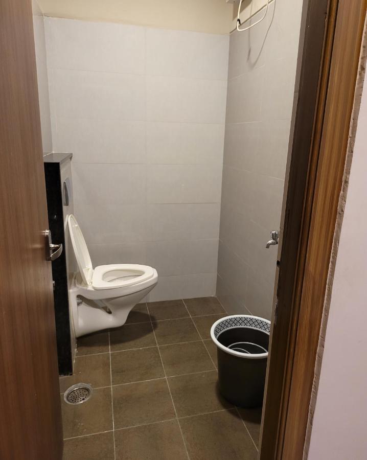 M Square Hotel Vellore Cameră foto
