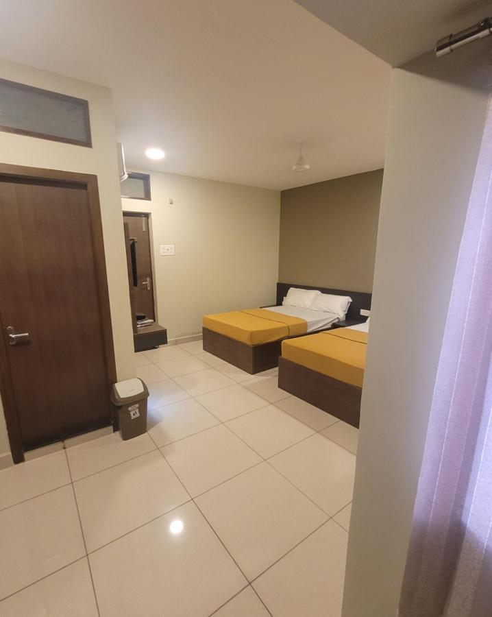 M Square Hotel Vellore Exterior foto
